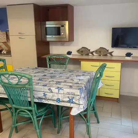 Apartment Le Rose Marine