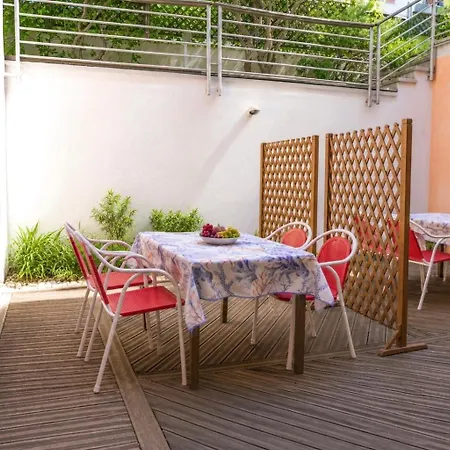 Apartment Le Rose Marine
